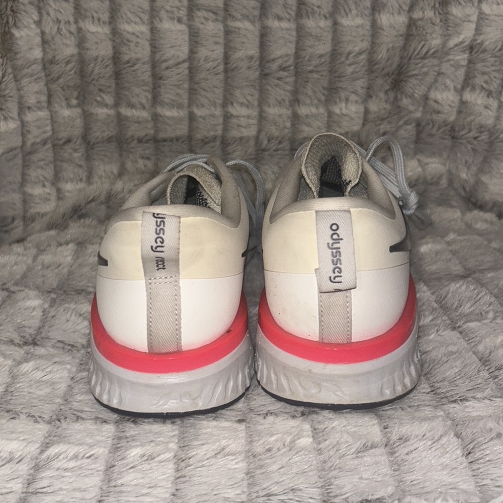 Nike Odyssey React - image 4